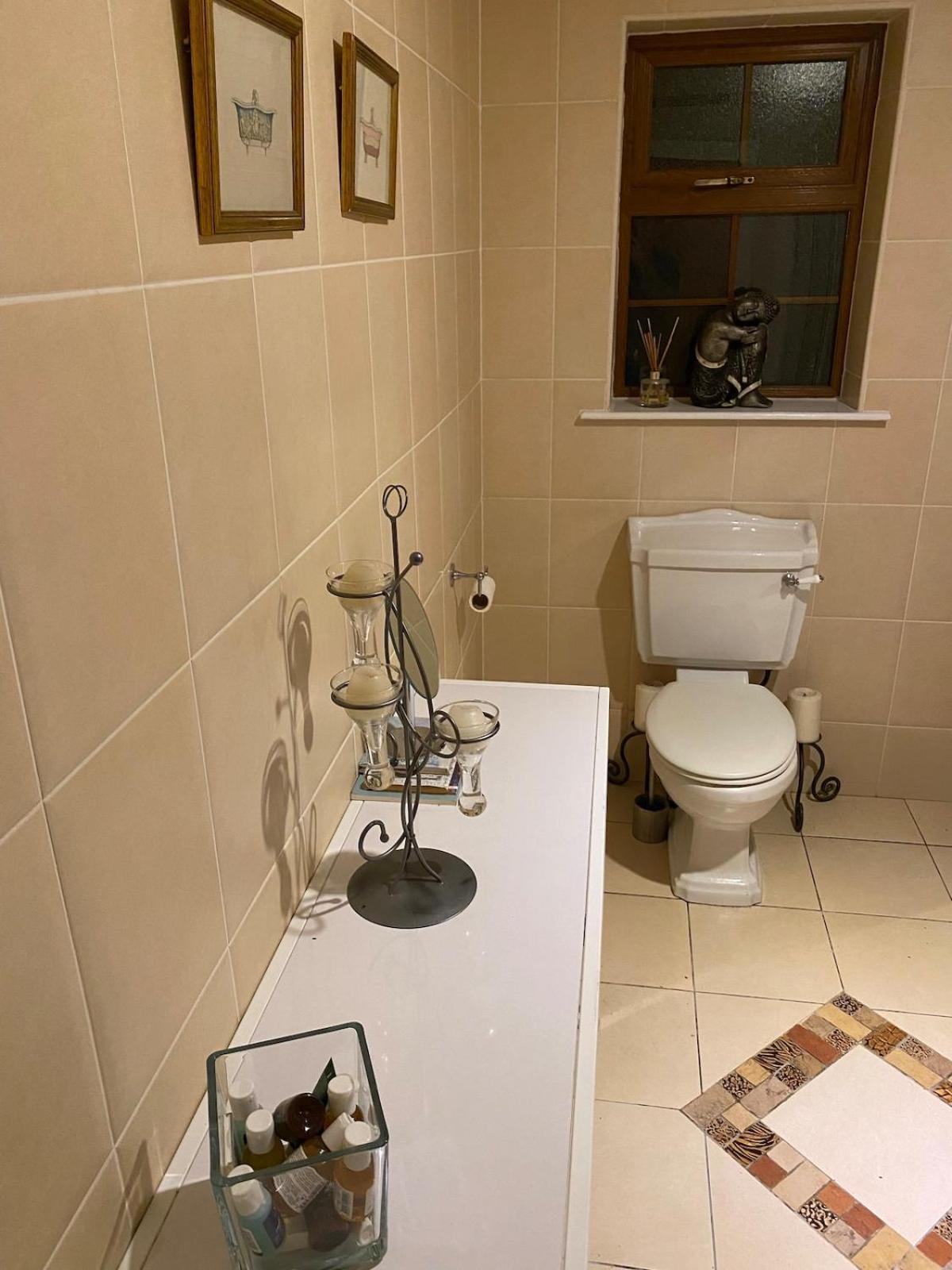 Dromane Self-catering Eircode V94hr5c Apartment Limerick